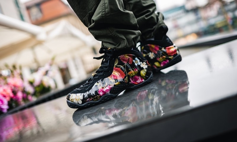 Floral foamposite top on feet